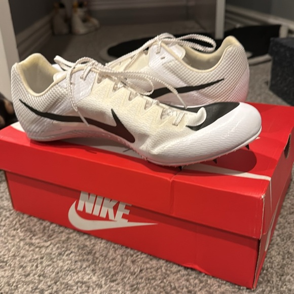 Nike Track and Field Cleats Size 11 1/2 - Picture 1 of 6